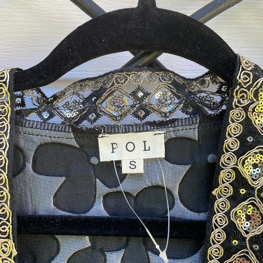 POL Black Organza & Gray Floral w. Gold Embellished Trim Detail Kimono M/L NWOT - Picture 11 of 11